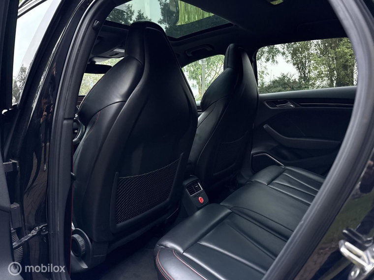 Vehicle Image 52