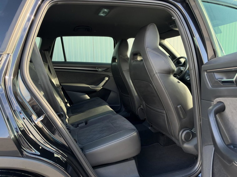 Vehicle Image 40