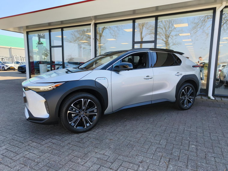 Vehicle Image 7