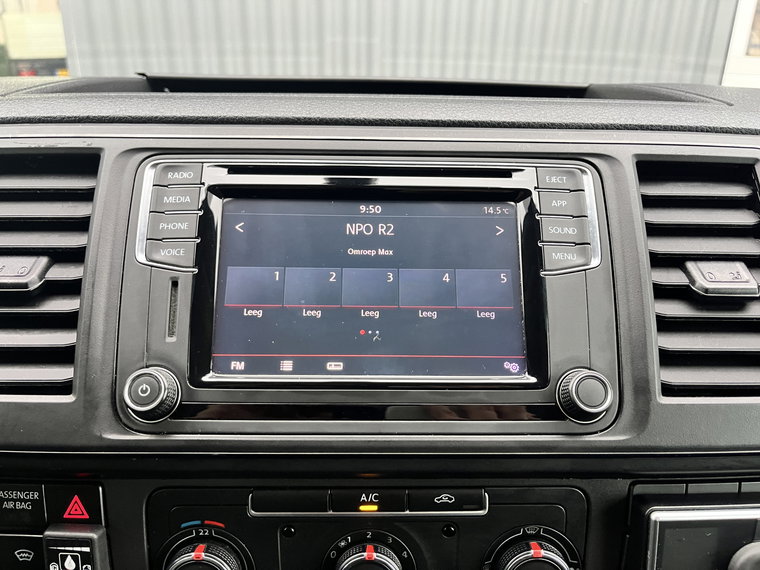 Vehicle Image 42