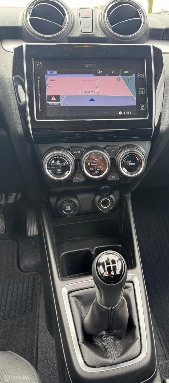 Vehicle Image 18