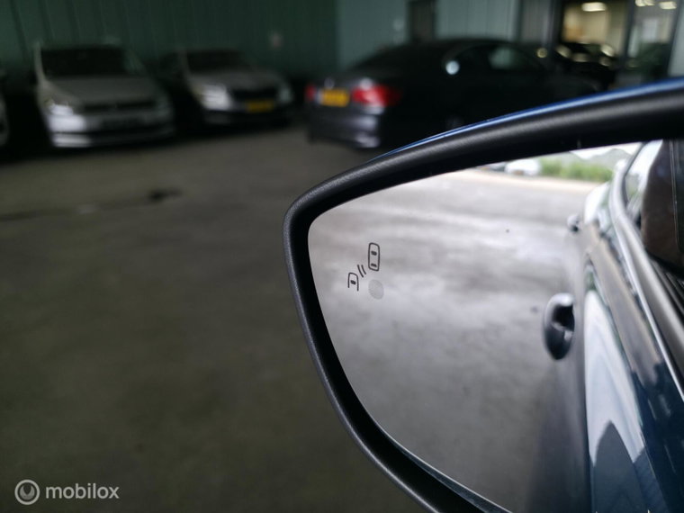 Vehicle Image 34
