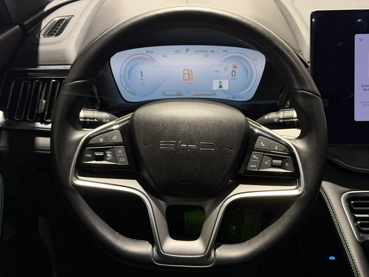 Vehicle Image 17