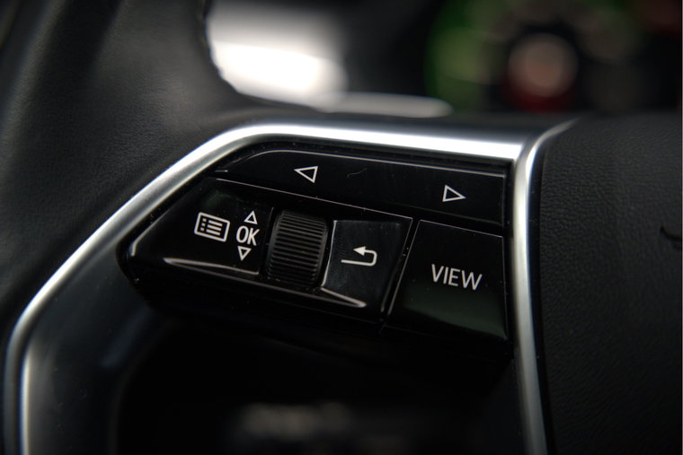 Vehicle Image 35