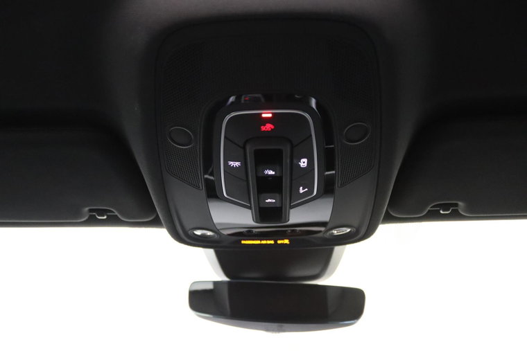 Vehicle Image 33