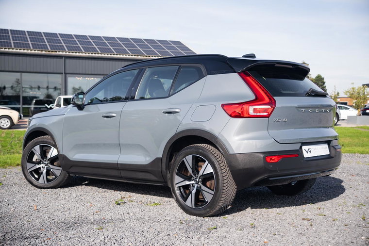 Vehicle Image 39
