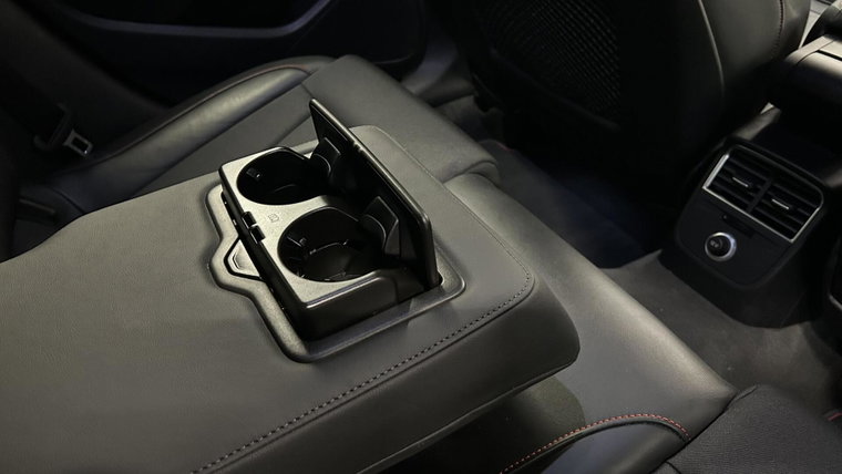 Vehicle Image 45