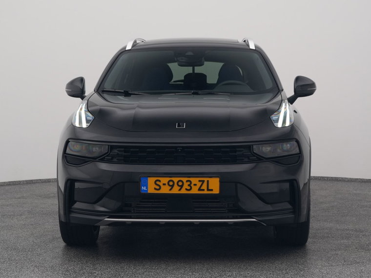 Vehicle Image 9