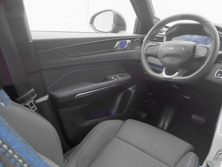 Vehicle Image 11