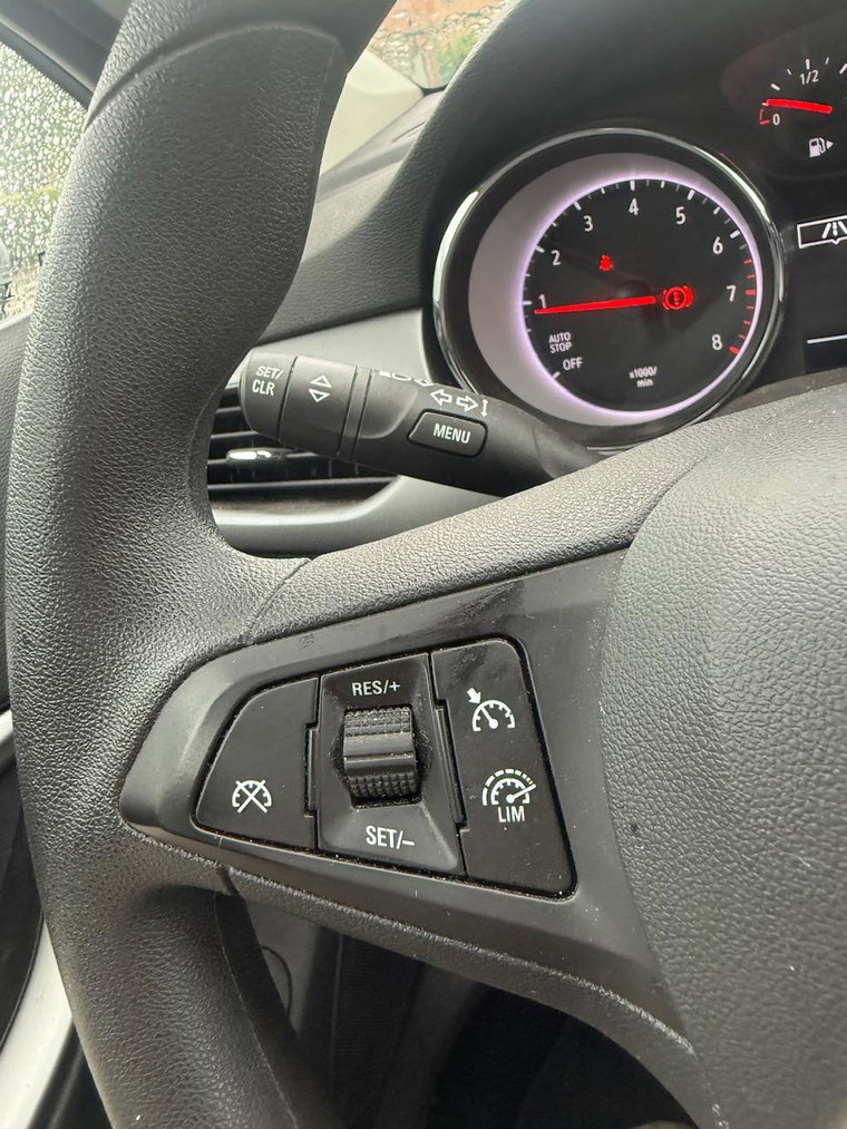 Vehicle Image 31