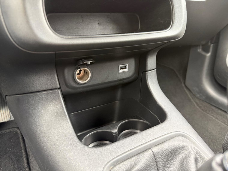 Vehicle Image 23