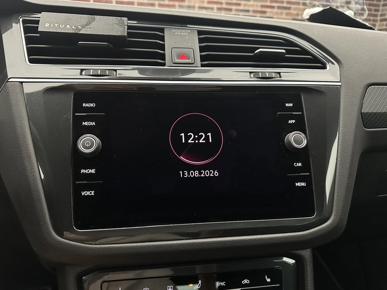 Vehicle Image 41