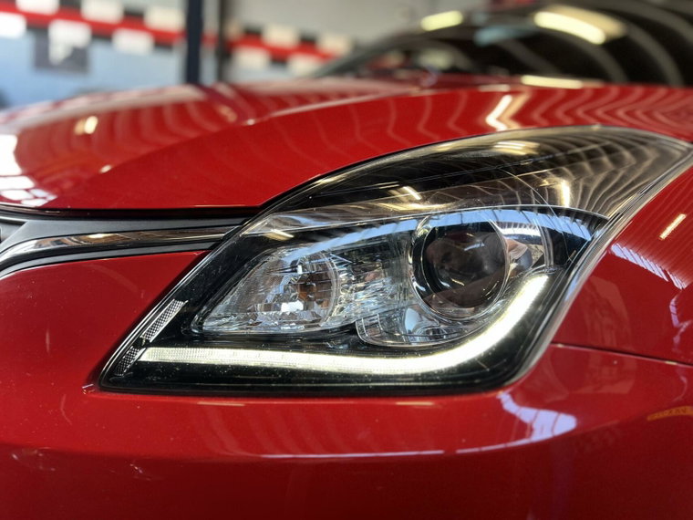 Vehicle Image 9