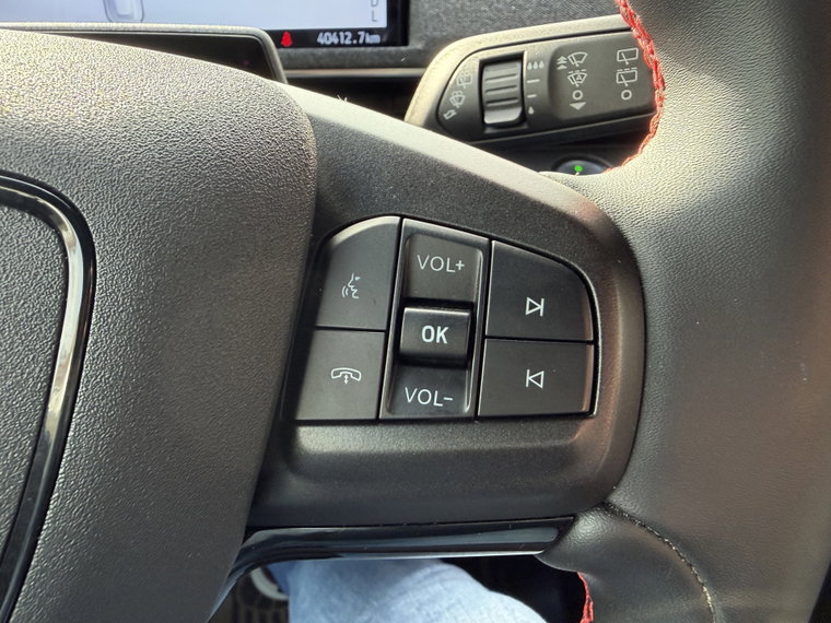 Vehicle Image 31