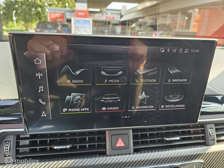 Vehicle Image 35