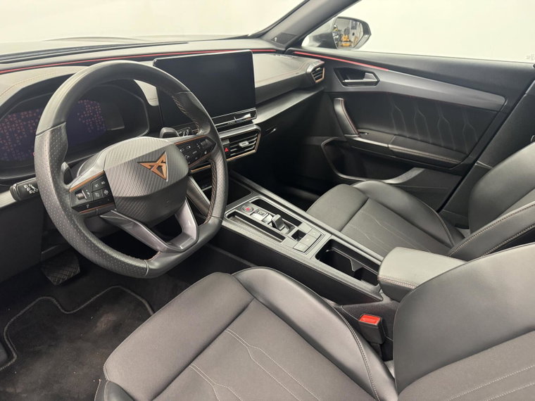 Vehicle Image 13
