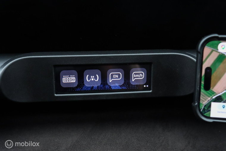 Vehicle Image 22