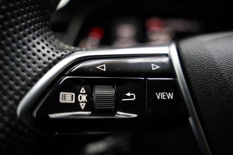 Vehicle Image 36
