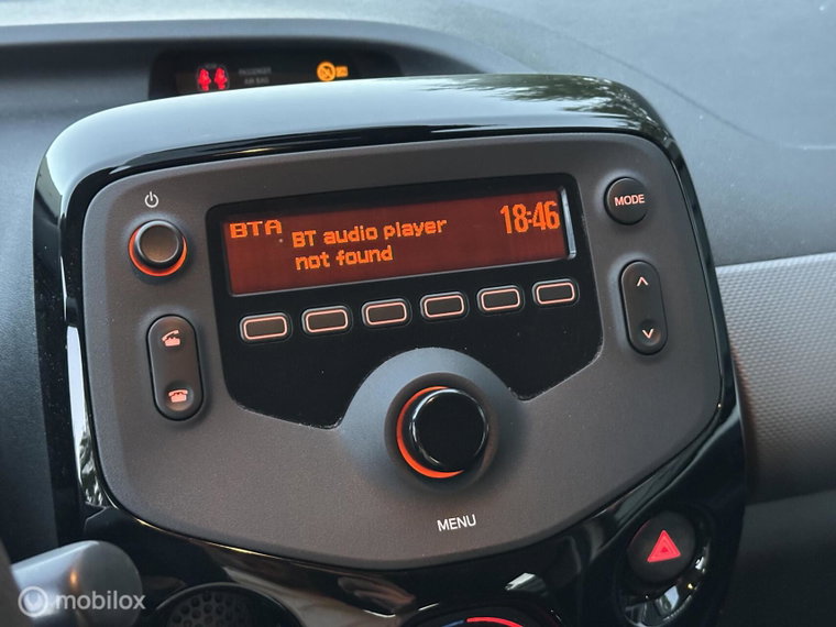 Vehicle Image 22