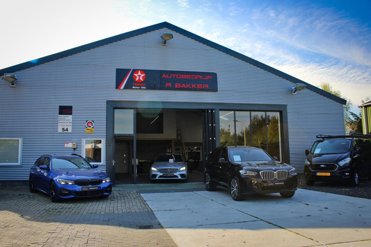 Vehicle Image 40