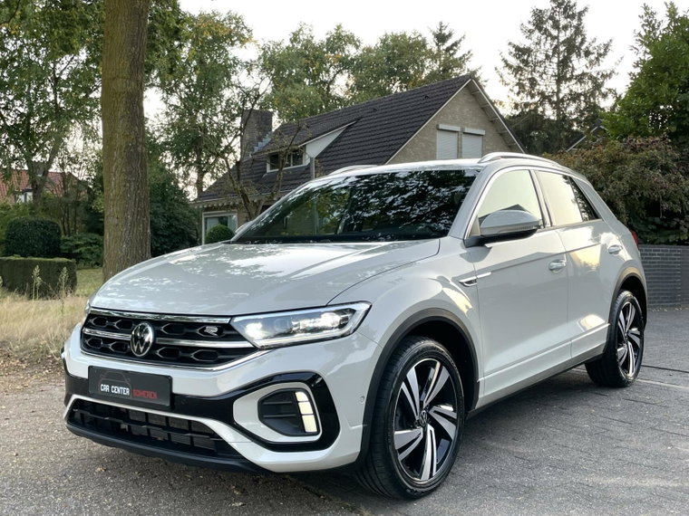 Vehicle Image 23