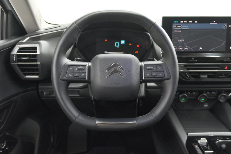 Vehicle Image 28