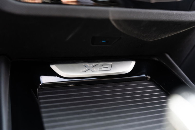 Vehicle Image 38