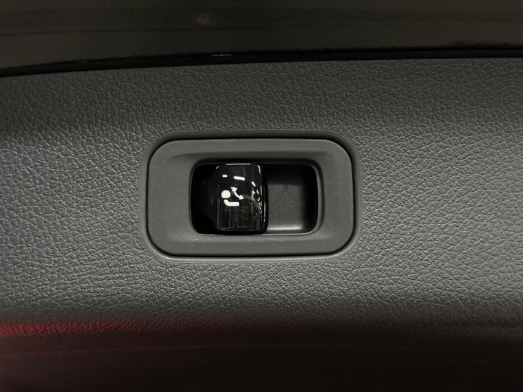 Vehicle Image 52