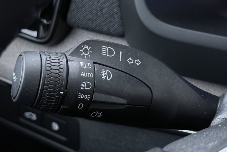 Vehicle Image 42