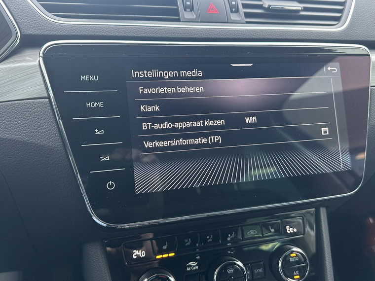 Vehicle Image 52