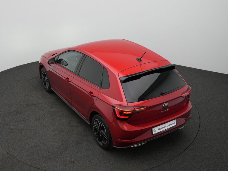 Vehicle Image 25