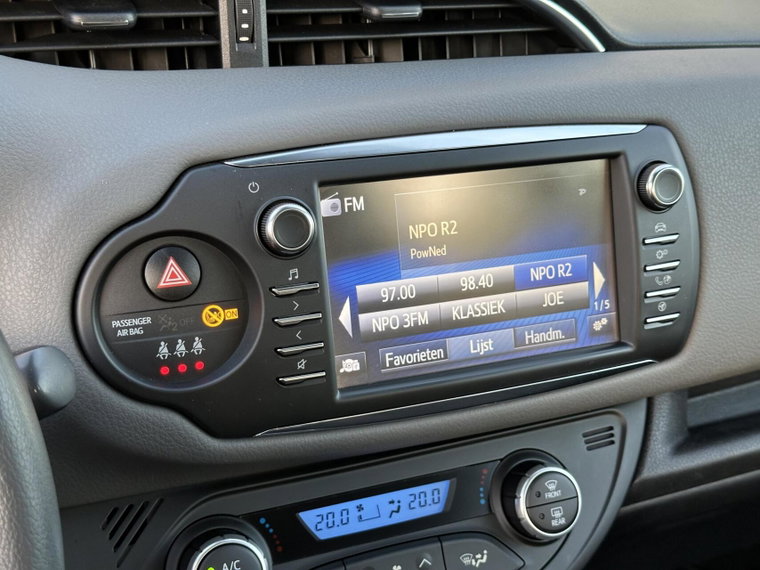 Vehicle Image 22