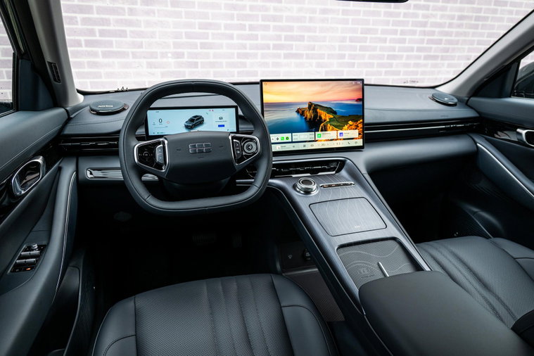 Vehicle Image 11