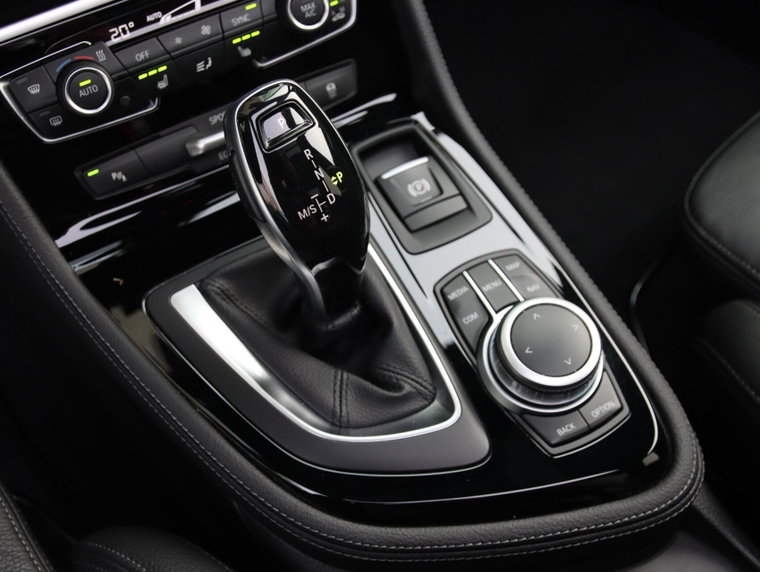 Vehicle Image 45