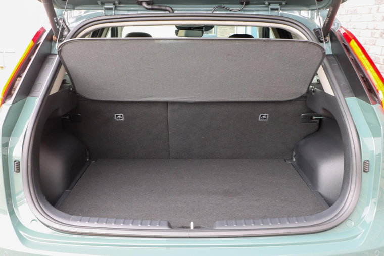 Vehicle Image 14