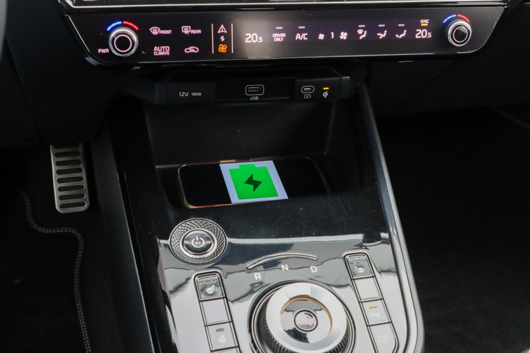 Vehicle Image 36