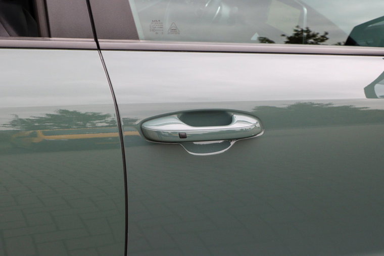 Vehicle Image 38
