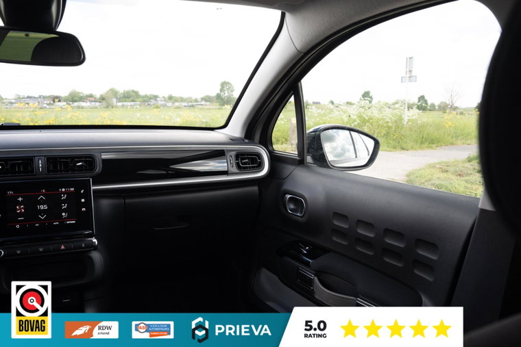 Vehicle Image 37