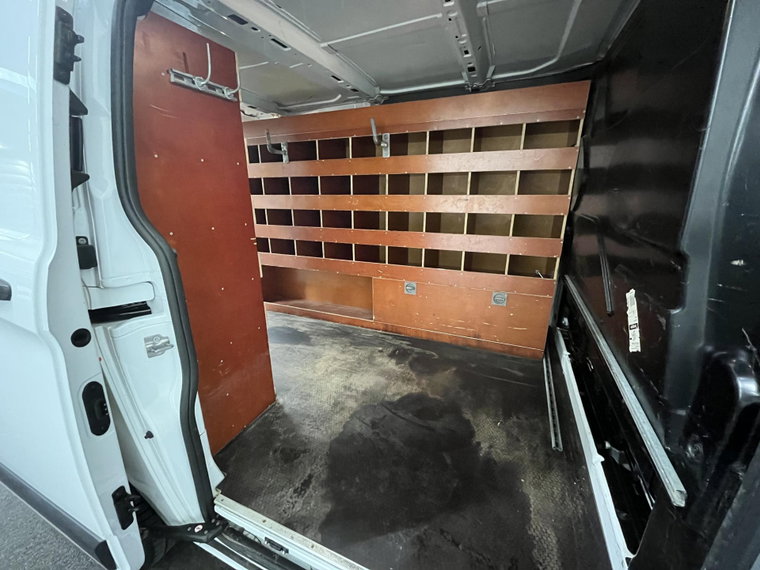 Vehicle Image 33
