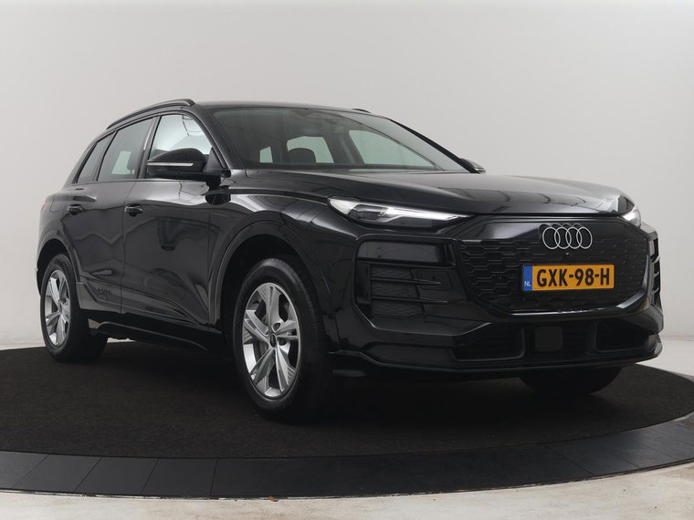 Vehicle Image 36