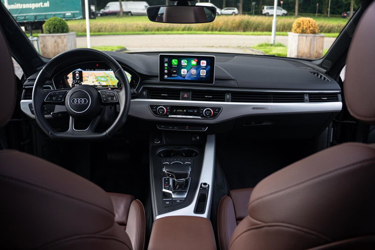 Vehicle Image 15