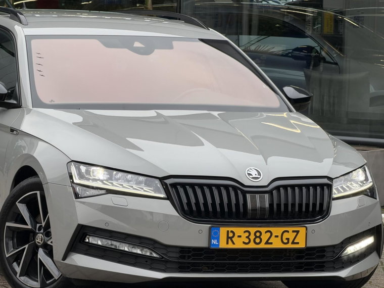 Vehicle Image 15