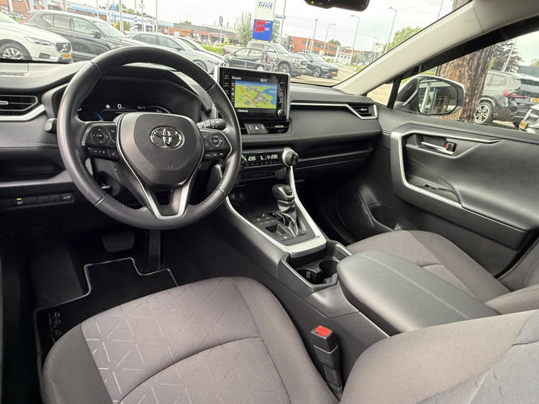 Vehicle Image 17
