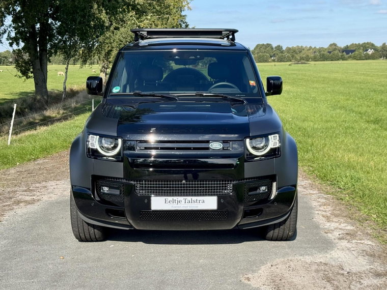 Vehicle Image 32