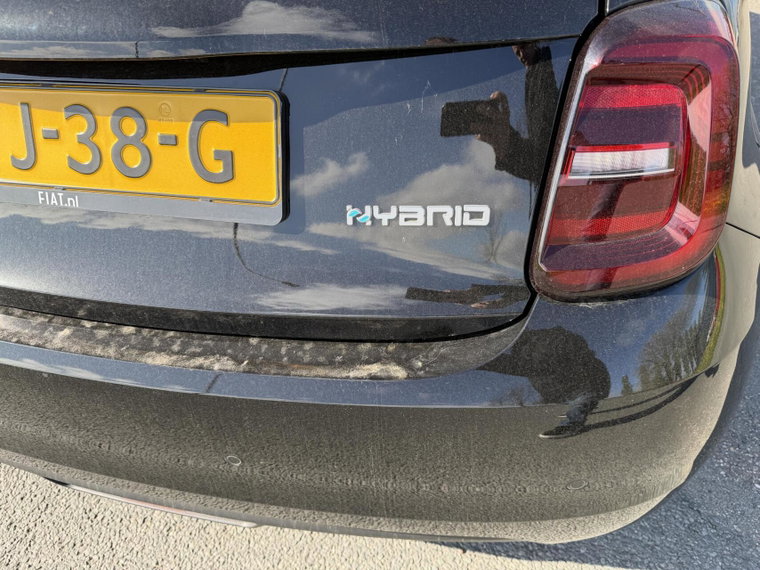 Vehicle Image 32