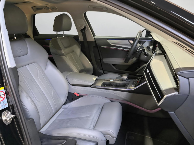 Vehicle Image 37
