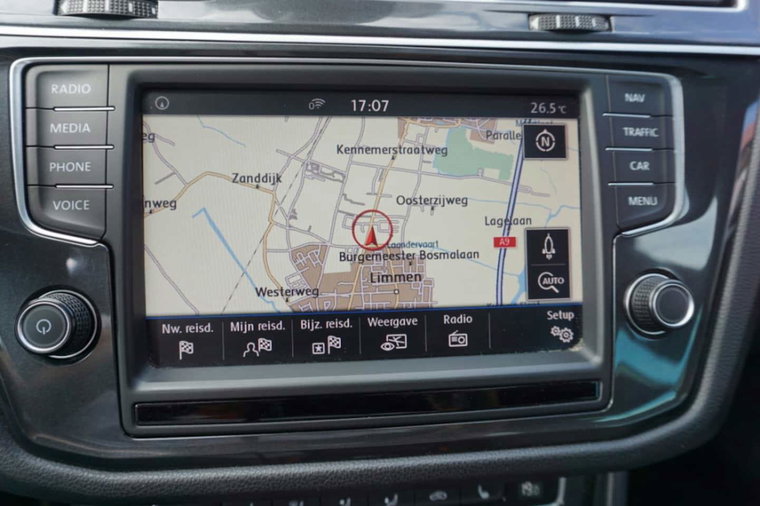 Vehicle Image 19