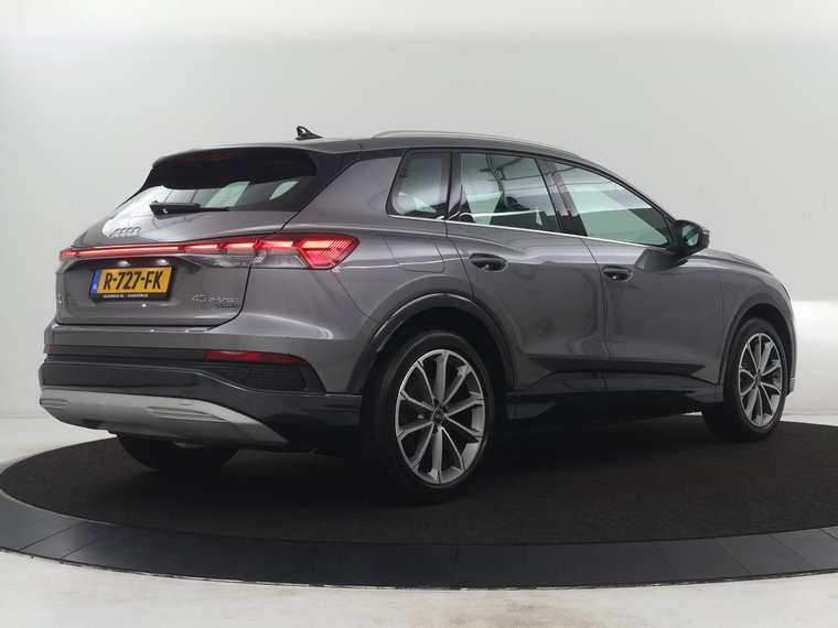 Vehicle Image 36
