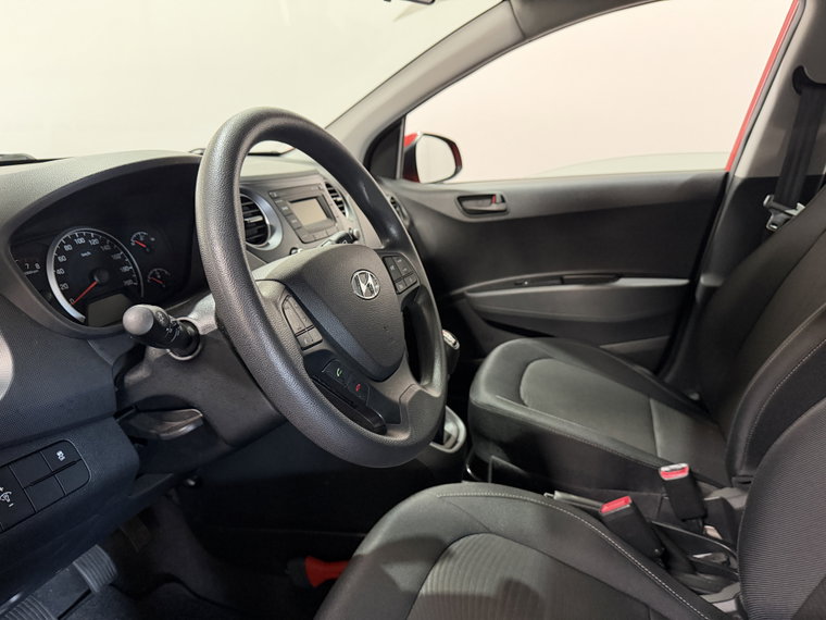Vehicle Image 19