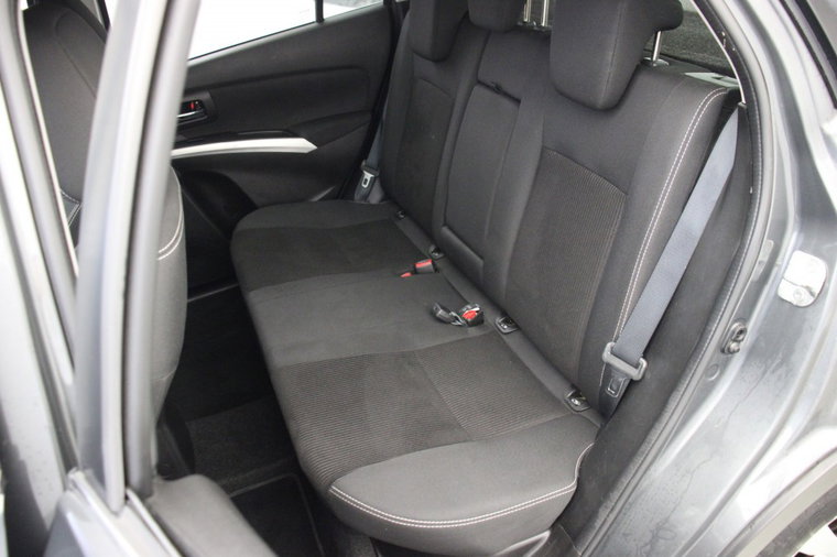 Vehicle Image 13
